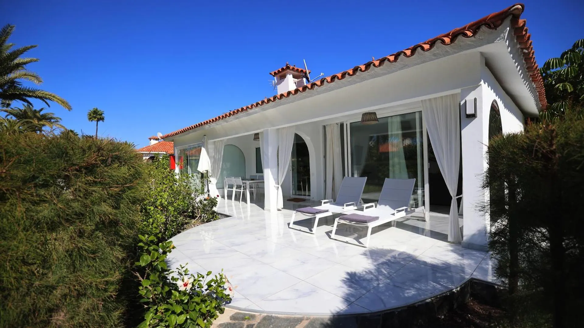 Hotel Sun Club Playa del ingles 3*, Playa del Inglés